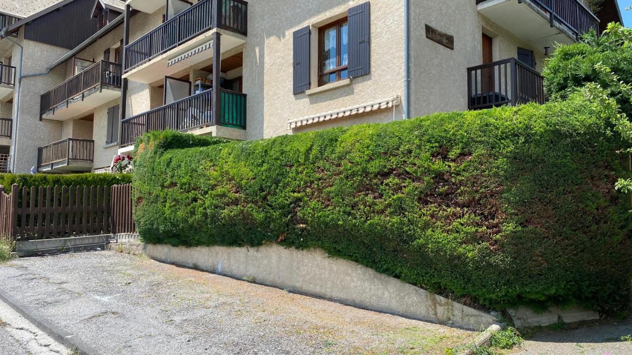 Embrun - Appartement 4/6 Personnes Avec Exterieurs Exterior foto